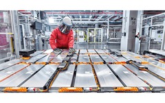 Sống đủ lâu để chứng kiến ngày Toyota bắt tay CATL: Xe Nhật giờ dùng pin Trung Quốc, sản xuất ngay tại Đông Nam Á
