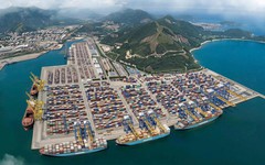 Chưa đầy một tuần sau ngày khởi động, đoàn công tác Mỹ bày tỏ quan tâm đến 'siêu cảng' hơn 2 tỷ USD, quy mô gần 173ha của Việt Nam