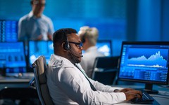 Một cổ phiếu bị khối ngoại "xả" đột biến 3.300 tỷ đồng trong phiên 9/4