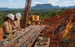 Khoan sâu xuống tầng địa chất, phát hiện thân quặng dài 90m chứa đồng, vàng và bạc: Mỏ dự kiến khai thác 24 năm, giá trị gần 2 tỷ USD