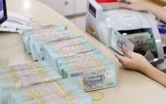 Tiền gửi dân cư lập kỷ lục mới, vượt 10,5 triệu tỷ đồng