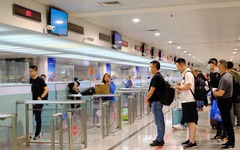 Cơ quan Thuế thông báo: Tạm hoãn xuất cảnh tất cả người có tên trong danh sách sau