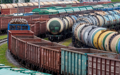 Đang thu về gần nửa tỷ USD từ Nga, một nước EU muốn chấm dứt quan hệ kinh tế với Moscow