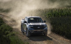 Ford Ranger 2026 thêm nhiều nâng cấp, giá khởi điểm giữ nguyên từ 707 triệu đồng