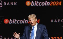 Ông Trump lên tiếng, Bitcoin phục hồi lên gần 63.500 USD sau cú sốc từ Strategy