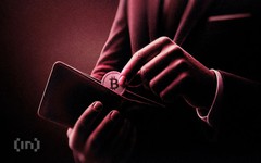 Nhiều ví bitcoin bí ẩn 'tỉnh giấc' sau hơn 1 thập kỷ, giá trị tăng gần 8.000%