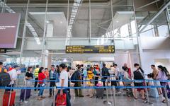 Dự kiến đúng 2 tuần nữa, sân bay quốc tế tại tỉnh rộng nhất cả nước sẽ mở cửa trở lại