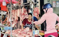 Bộ Tài chính nói gì về tình trạng ‘lương chưa tăng, giá đã chạy trước’?
