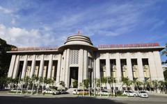 Lãi suất liên ngân hàng giảm còn 1%, Ngân hàng Nhà nước rút bớt thanh khoản hỗ trợ