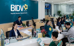 Gửi 100 triệu đồng ở Vietcombank, BIDV, VietinBank, Agribank, mỗi tháng nhận về bao nhiêu tiền lãi?