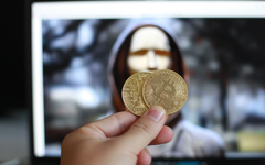 Một người đàn ông Anh vừa bất ngờ tìm lại được 61 Bitcoin bị mất sau 12 năm, hiện trị giá 4,5 triệu USD