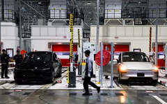 Mối quan hệ kỳ lạ giữa Elon Musk và Trung Quốc