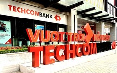 Con gái Chủ tịch HĐQT Techcombank đăng ký mua hơn 82 triệu cổ phiếu TCB