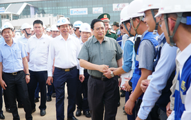 Trước ngày trọng đại, Thủ tướng thị sát và chỉ đạo "nóng" tại siêu dự án 16 tỷ USD của Việt Nam
