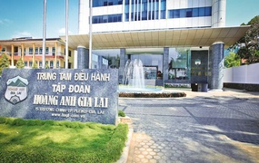 Con trai bầu Đức đăng ký mua thêm 25 triệu cổ phiếu HAG