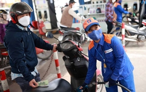 Giá xăng có thể tăng trước kỳ nghỉ Tết Nguyên đán