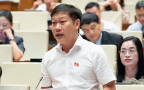 Đề xuất miễn trừ trách nhiệm cho tổ chức tín dụng khi báo cáo về các giao dịch đáng ngờ