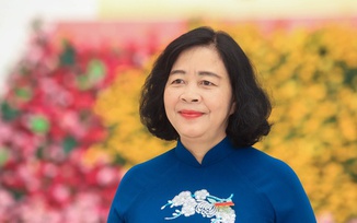 Giới thiệu bà Bùi Thị Minh Hoài ứng cử Đại biểu Quốc hội