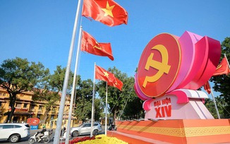 Luật gia quốc tế chúc mừng Việt Nam nhân dịp Đại hội XIV của Đảng