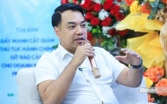 TS. Mạc Quốc Anh chỉ ra loạt chi phí vô hình về thủ tục hành chính gây áp lực cho doanh nghiệp