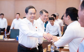 Thủ tướng Chính phủ và Chủ tịch Quốc hội gặp mặt lãnh đạo các cơ quan báo chí