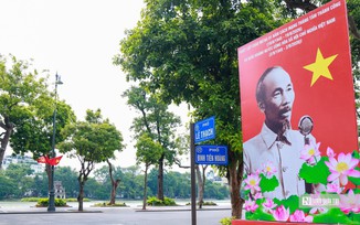 Hà Nội trang hoàng chào mừng 81 năm Quốc khánh 2/9