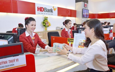 HDBank: Lợi nhuận 9 tháng vượt 14.800 tỷ đồng, tiếp tục dẫn đầu về tỷ suất lợi nhuận, chia cổ tức và cổ phiếu thưởng đến 30%