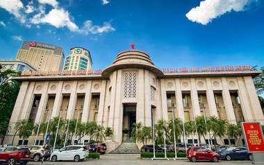 UOB: Đồng Việt Nam mất giá mạnh thứ hai tại châu Á, NHNN hiện có rất ít dư địa để nới lỏng chính sách tiền tệ
