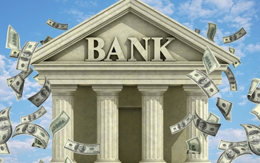 Những ngân hàng có nhiều lợi nhuận tích lũy để chia cổ tức nhất: Vietcombank có gần 100.000 tỷ, một nhà băng tư nhân sở hữu "kho dự trữ' vượt BIDV