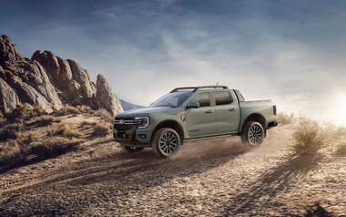 Vua bán tải ở Việt Nam ra mắt bản nâng cấp, loại bỏ động cơ Bi-turbo diesel