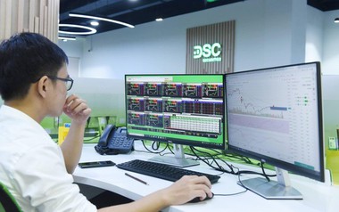 Chứng khoán DSC muốn vay ngân hàng 1.000 tỷ đồng để làm gì?