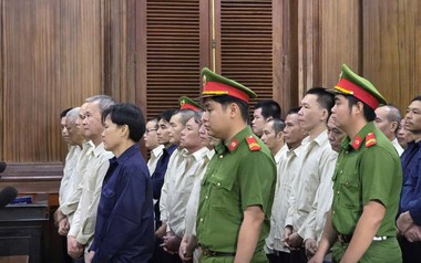 Buôn lậu 1,7 triệu lít dầu, ông chủ Saigon Transco lĩnh 13 năm tù