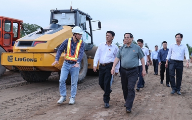 Cao tốc 44.691 tỷ đồng Châu Đốc - Cần Thơ - Sóc Trăng được yêu cầu thông xe kỹ thuật vào 30/6/2026