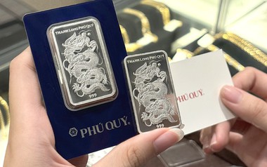 Giá bạc hôm nay neo ở mức cao