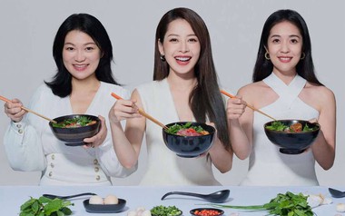 La Gánh của Chi Pu vừa làm được điều không ngờ ở Thượng Hải, Trung Quốc