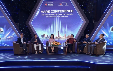 TS Lê Xuân Nghĩa: Giá bất động sản vượt sức tưởng tượng khiến người nghèo vô vọng về nhà ở