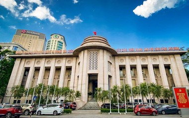 Cập nhật thị trường tiền tệ: Tỷ giá USD tự do tăng 250 đồng, NHNN hút ròng hơn 17.700 tỷ đồng