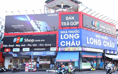 FPT Shop thoát lỗ, doanh thu quý IV tăng mạnh