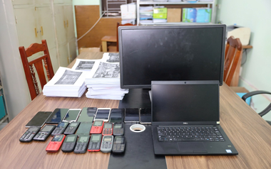 Phong tỏa 125 tài khoản tại 16 ngân hàng: Phát hiện dòng tiền lạ chuyển vào các cửa hàng vàng rồi đổi sang tiền mặt