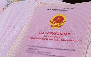 Nhận thế chấp 2 sổ đỏ, ngân hàng ngỡ ngàng khi một sổ là giả, một sổ thật cũng có vấn đề