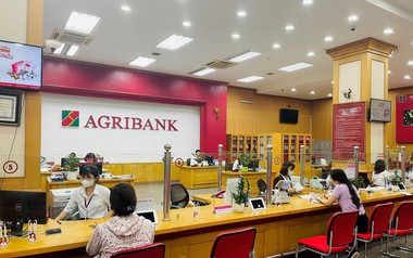 Lãi suất ngày 18/10 tại VPBank, Techcombank, Sacombank, HDBank, Agribank, Vietcombank, BIDV, VietinBank, MB,...