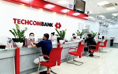 Ngày 25/10, gửi 100 triệu đồng 3 tháng tại Sacombank, SHB, HDBank, MB, VPBank, Techcombank và ACB nhận bao nhiêu tiền lãi?