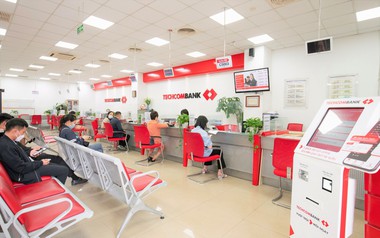 Ngày 27/10, gửi dưới 1 tỷ đồng 12 tháng tại MB, VPBank, Techcombank, Sacombank, SHB, HDBank và ACB được hưởng lãi suất bao nhiêu?