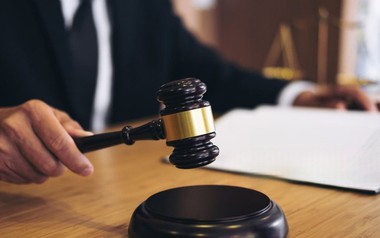 Ly hôn gần 3 tháng, người phụ nữ bất ngờ bị ngân hàng yêu cầu trả khoản nợ hơn 1,6 tỷ đồng cùng chồng cũ