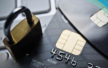 Hàng loạt người dân bị phong tỏa tài khoản ngân hàng sau một giao dịch nhận tiền: Công an chỉ rõ nguyên nhân