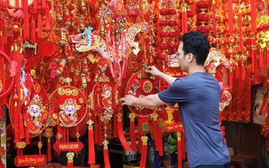 Doanh thu tăng vọt dịp Tết: Hộ kinh doanh có bị truy thu thuế?