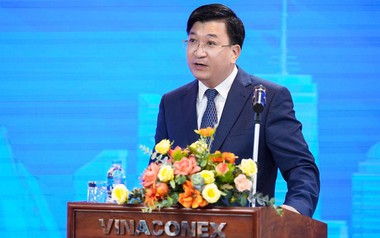 Vinaconex bất ngờ thay Chủ tịch HĐQT