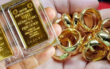 Người ôm vàng đứng ngồi không yên trong những ngày Tết