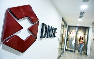 Chứng khoán DNSE kéo dài thời gian chào bán 85,65 triệu cổ phiếu cho cổ đông