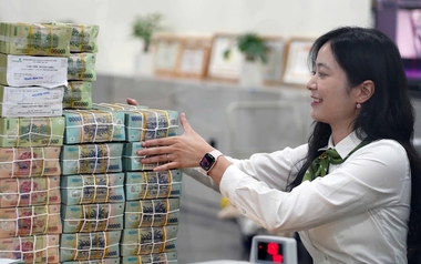 Các ngân hàng thu hơn 1 triệu tỷ từ lãi cho vay: BIDV, VietinBank, MB nhận về hàng trăm tỷ mỗi ngày, một ngân hàng tư nhân vượt Vietcombank